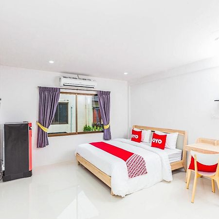 Oyo 435 Frame Residence Phuket Exterior photo