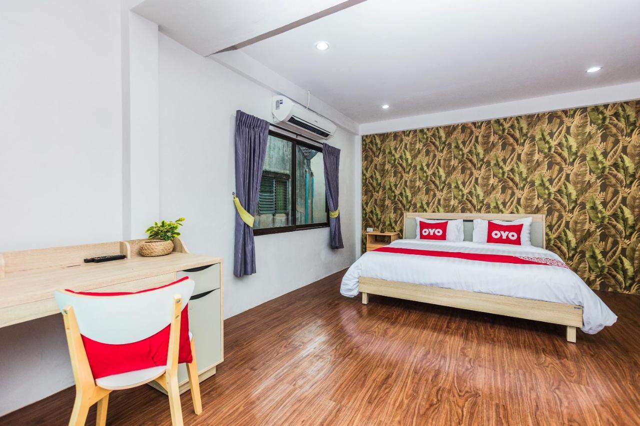Oyo 435 Frame Residence Phuket Exterior photo